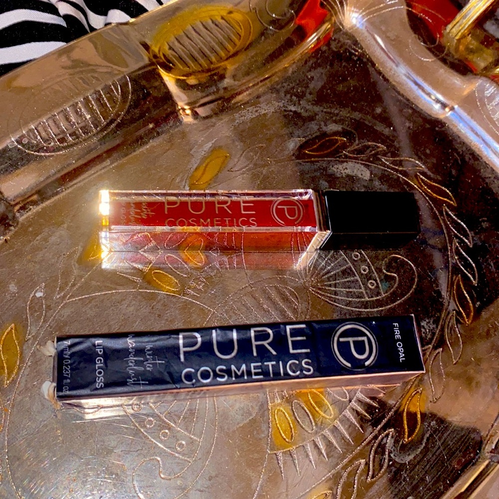 Pure cosmetics lip gloss